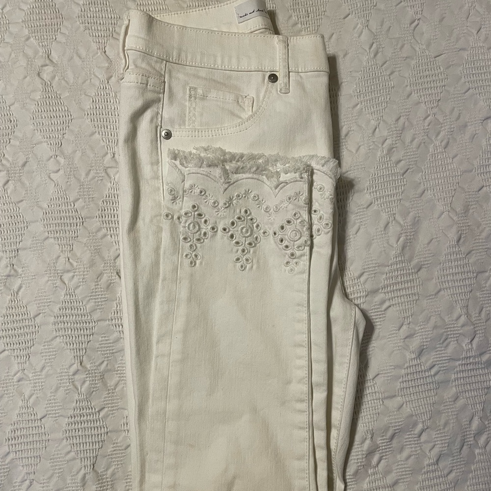 White Eyelet Ankle Cropped Jeans
